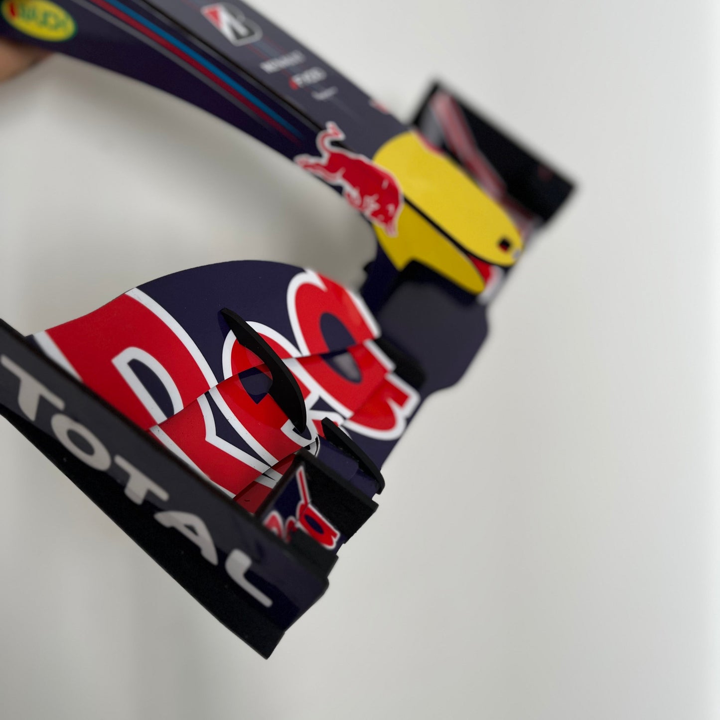 Alerón delantero Red Bull 2010